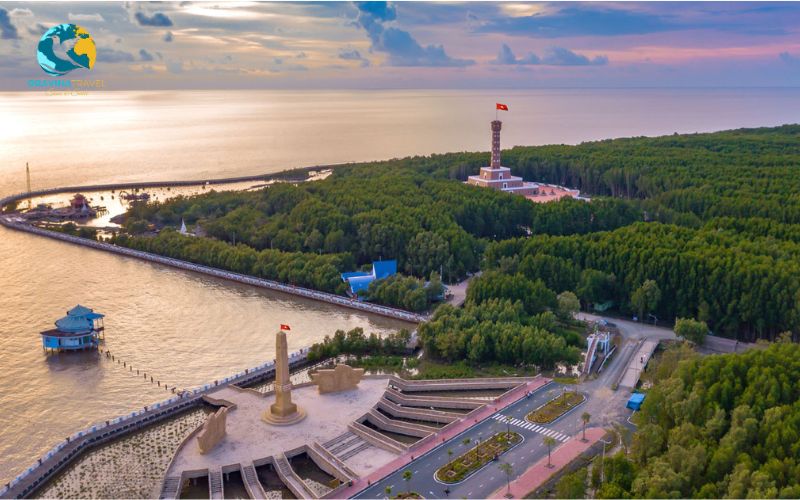 Ca Mau offers peaceful beaches 