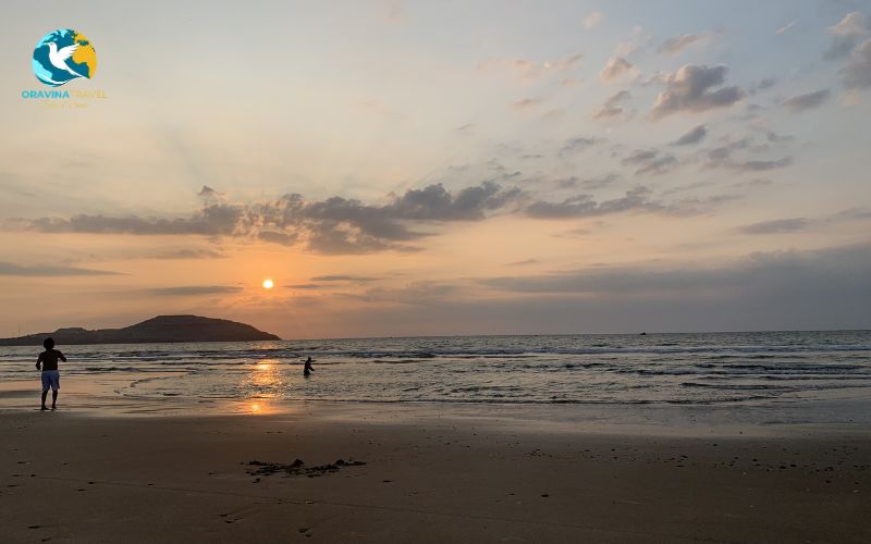 Mui Ne beach at sunset