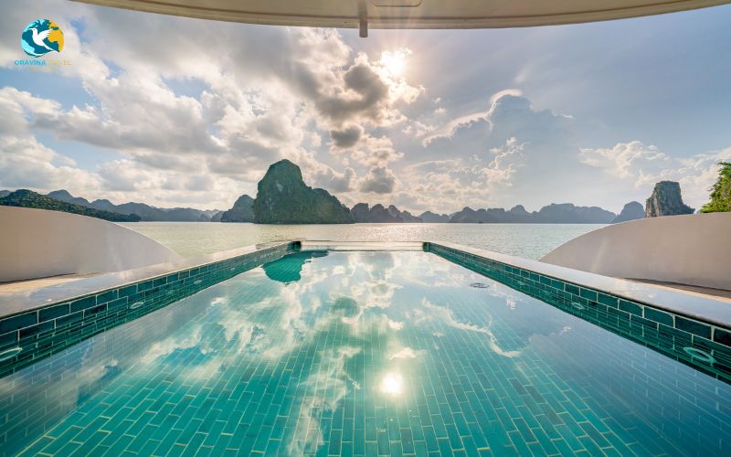 Experience the yacht's infinity pool