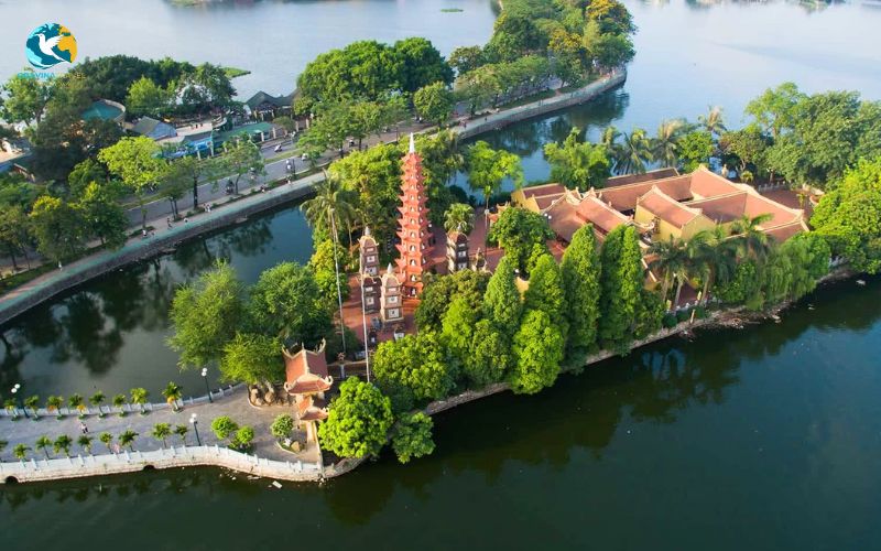 Explore the Hanoi Old Quarter