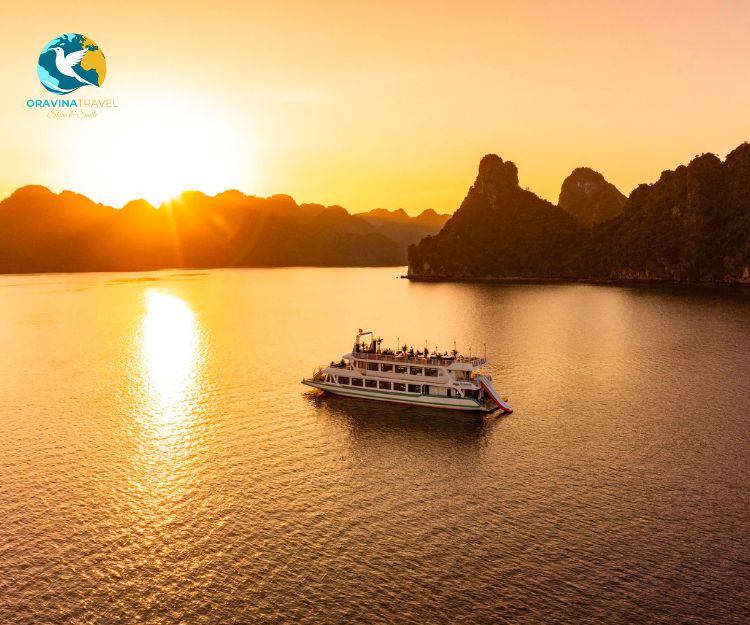 Halong Bay cruise overnight