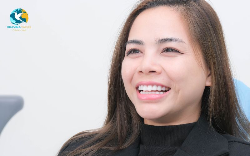 Cosmetic porcelain crowns at Dr.Smile